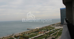 Daire 75.89 m² Daire - Lech ve Maria Kachinsky, Batumi, Gürcistan