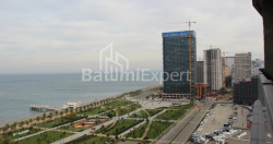 Daire 75.89 m² Daire - Lech ve Maria Kachinsky, Batumi, Gürcistan