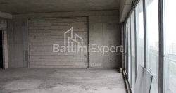 Daire 76.07 m² Daire - Lech ve Maria Kachinsky, Batumi, Gürcistan