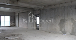 Daire 173.74 m² Daire - Lech ve Maria Kachinsky, Batumi, Gürcistan