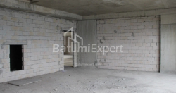 Daire 76.07 m² Daire - Lech ve Maria Kachinsky, Batumi, Gürcistan