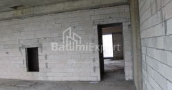 Daire 76.07 m² Daire - Lech ve Maria Kachinsky, Batumi, Gürcistan
