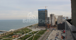 Daire 76.07 m² Daire - Lech ve Maria Kachinsky, Batumi, Gürcistan
