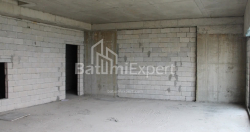 Daire 76.07 m² Daire - Lech ve Maria Kachinsky, Batumi, Gürcistan