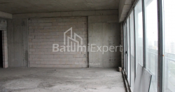 Daire 76.07 m² Daire - Lech ve Maria Kachinsky, Batumi, Gürcistan