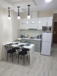 Daire 33 m² Daire - Şerif Khimshiashvili, Batumi, Gürcistan