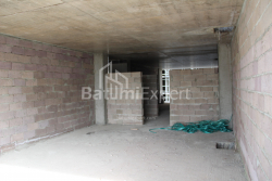 Daire 2-oda 43.9 m² - Lech ve Maria Kachinsky, Batumi