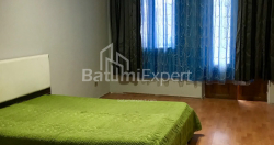 Daire 200 m² Daire - Zviada Gamsahurdia, Batumi, Gürcistan