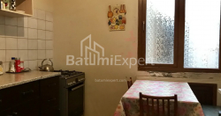 Daire 200 m² Daire - Zviada Gamsahurdia, Batumi, Gürcistan