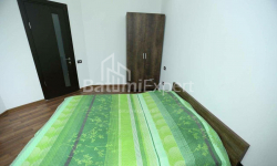 Daire 83 m² Daire - Zuraba Gorgiladze, Batumi, Gürcistan