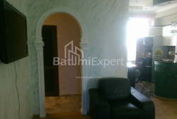 Daire 80 m² Daire - Şalva Inasaridze, Batumi, Gürcistan