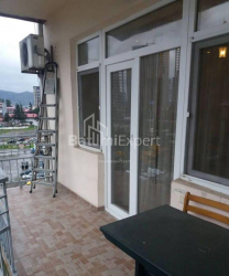 Daire 100 m² Daire - Şerif Khimshiashvili, Batumi, Gürcistan