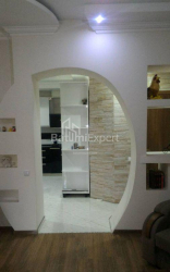 Daire 7-oda 130 m² - Şerif Khimshiashvili, Batumi