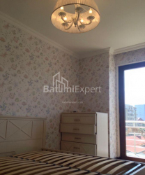 Daire 4-oda 116 m² - Vakhtang Gorgasali, Batumi
