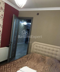 Daire 4-oda 93 m² - Yusuf Kobaladze, Batumi