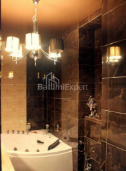 Daire 130 m² Daire - Şerif Khimshiashvili, Batumi, Gürcistan