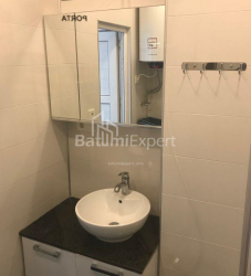 Daire 55 m² Daire - Şerif Khimshiashvili, Batumi, Gürcistan