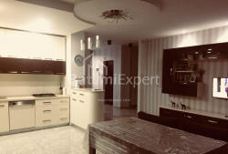 Daire 150 m² Daire - Vakhtang Gorgasali, Batumi, Gürcistan