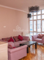 Daire 95 m² Daire - Vakhtang Gorgasali, Batumi, Gürcistan