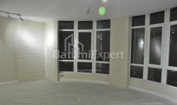 Daire 4-oda 106 m² - Ivane Javakhishvili, Batumi