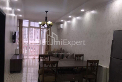 Daire 57 m² Daire - Şerif Khimshiashvili, Batumi, Gürcistan