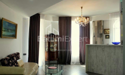 Daire 3-oda 65 m² - Rustaveli, Batumi