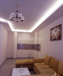 Daire 2-oda 56 m² - Alexandra Puşkin, Batumi