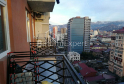 Daire 44 m² Daire - Şerif Khimshiashvili, Batumi, Gürcistan