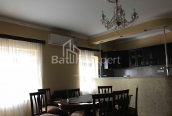 Daire 3-oda 68 m² - David Agmashenebli, Batumi
