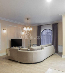 Daire 4-oda 140 m² - Yurievskaya, Batumi