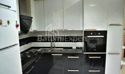Daire 70 m² Daire - Şerif Khimshiashvili, Batumi, Gürcistan