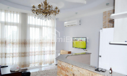 Daire 3-oda 60 m² - Alexandra Puşkin, Batumi