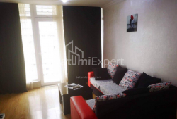 Daire 100 m² Daire - Şerif Khimshiashvili, Batumi, Gürcistan