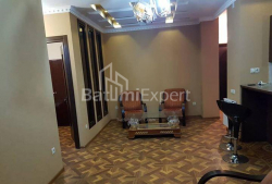 Daire 3-oda 75 m² - Vakhtang Gorgasali, Batumi