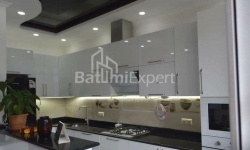 Daire 3-oda 80 m² - Yurievskaya, Batumi