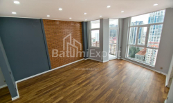 Daire 112 m² Daire - Şalva Inasaridze, Batumi, Gürcistan