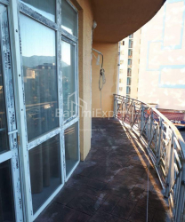 Daire 73 m² Daire - Mihail Lermontov, Batumi, Gürcistan