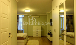 Daire 147 m² Daire - Yurievskaya, Batumi, Gürcistan