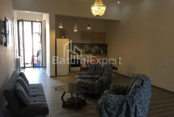 Daire 85 m² Daire - Zuraba Gorgiladze, Batumi, Gürcistan