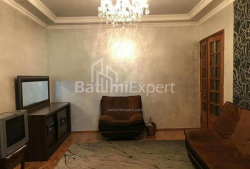 Daire 5-oda 160 m² - Rustaveli, Batumi