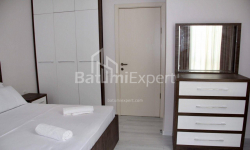 Daire 80 m² Daire - Zuraba Gorgiladze, Batumi, Gürcistan