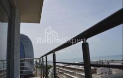 Daire 110 m² Daire - Şerif Khimshiashvili, Batumi, Gürcistan