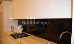 Daire 4-oda 110 m² - Şerif Khimshiashvili, Batumi