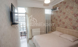 Daire 136 m² Daire - Zuraba Gorgiladze, Batumi, Gürcistan