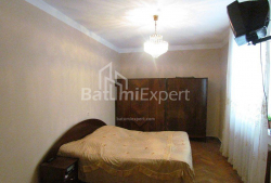 Daire 4-oda 100 m² - Ivane Javakhishvili, Batumi