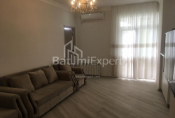 Daire 80 m² Daire - Yurievskaya, Batumi, Gürcistan