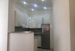 Daire 80 m² Daire - Yurievskaya, Batumi, Gürcistan