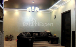Daire 90 m² Daire - Zuraba Gorgiladze, Batumi, Gürcistan