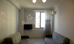 Daire 56 m² Daire - Şerif Khimshiashvili, Batumi, Gürcistan
