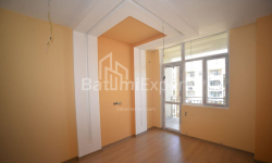 Daire 75 m² Daire - İlya Çavçavadze, Batumi, Gürcistan